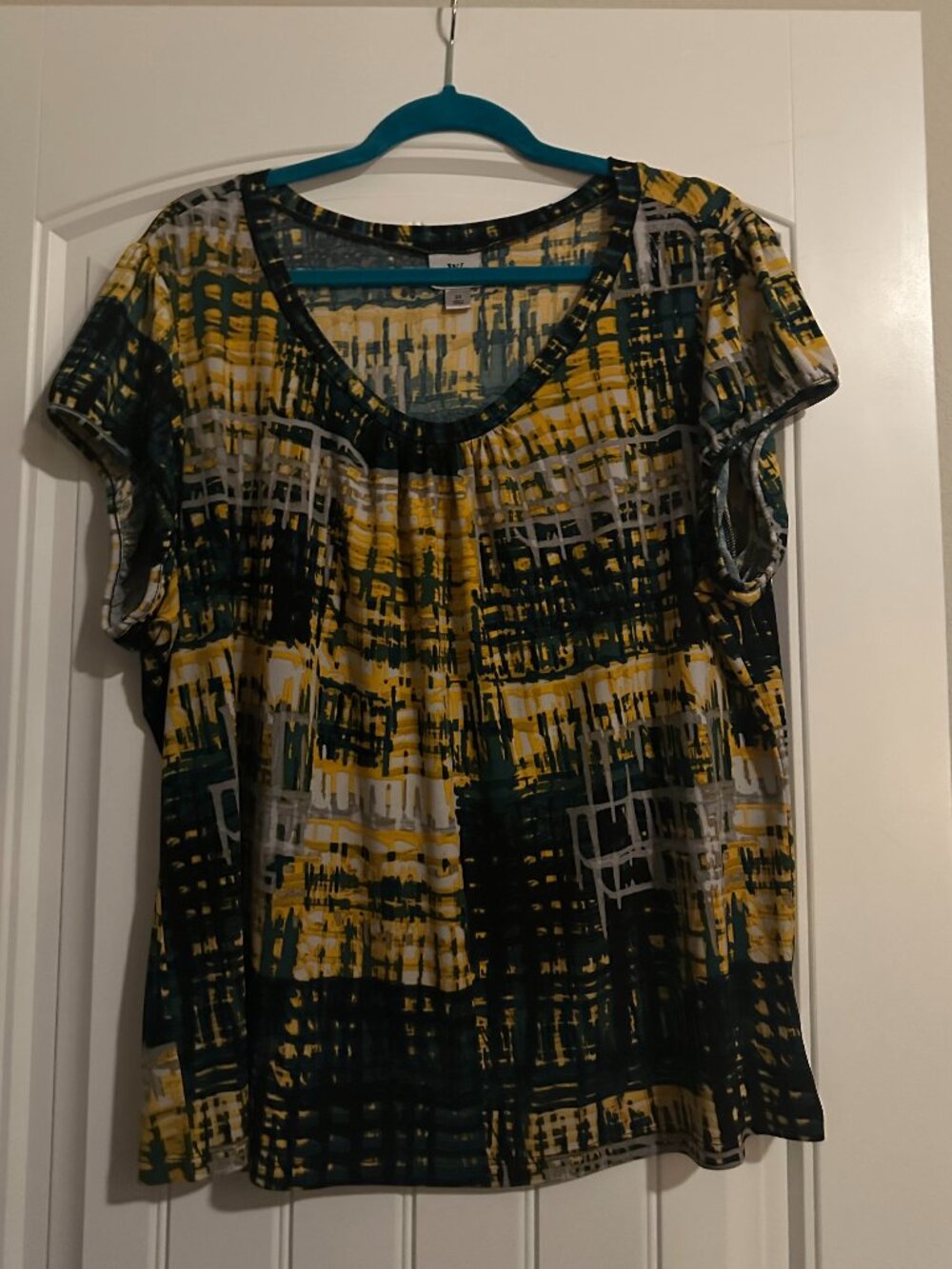 Plus Size Worthington Woman Abstract Top 2X